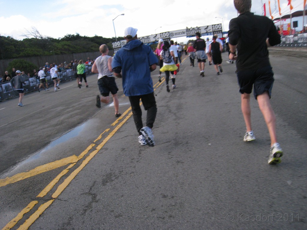 2011 Bay to Breakers Sunday 0510.JPG - I was able to participate in the 2011, 100th anniversary of the San Francisco Bay to Breakers 12K race. A great weekend for sight seeing and racing.